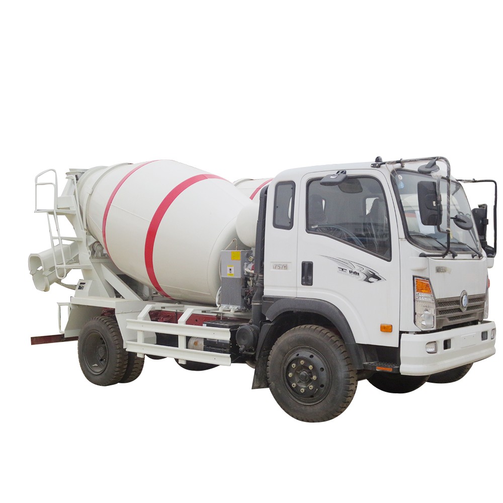 Camion malaxeur à béton 6 roues 5m3