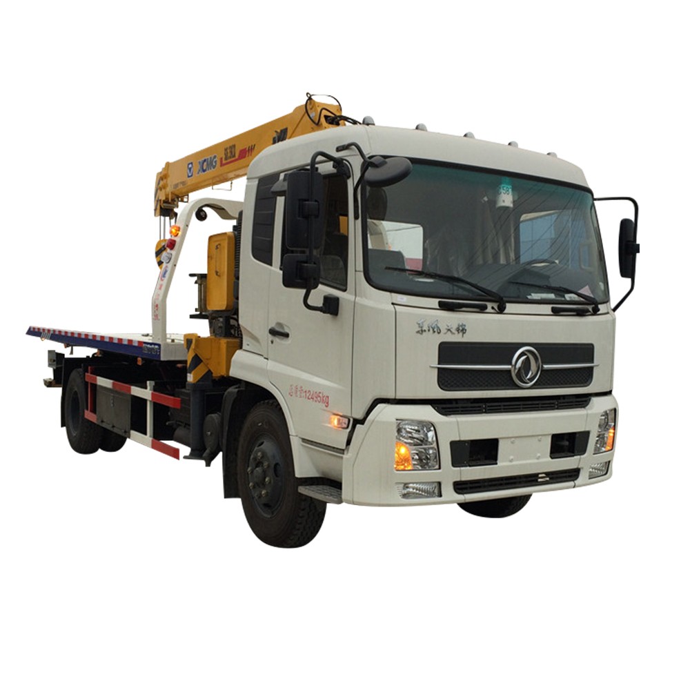 Équipement de remorquage de naufrageur de grue Dongfeng 5 tonnes